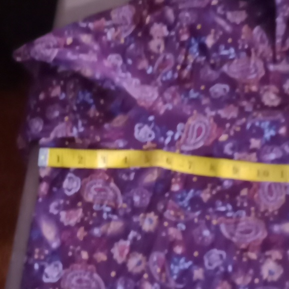 Plus size woman's top - Picture 3 of 8